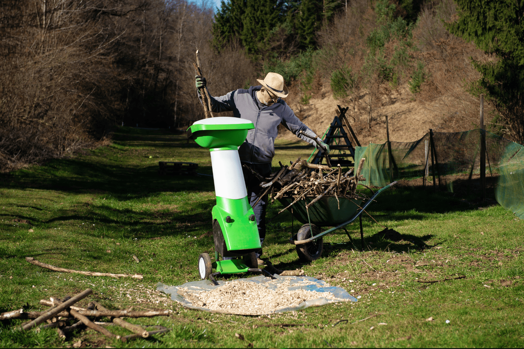 2403 Broyeur vegetaux (2)